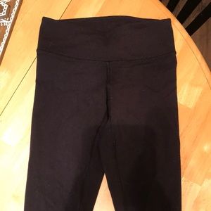 Lululemon low rise Wunder Under leggings full